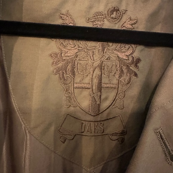 Luxury Trenchcoat - Picture 6 of 8